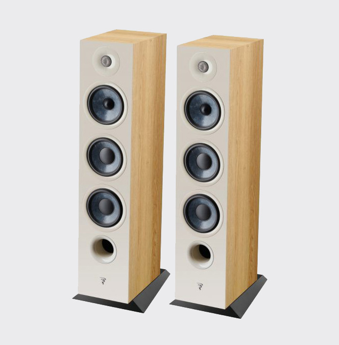 Focal Chora 826 Licht hout