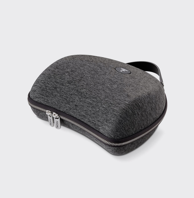 Sloppenwijk Suradam ijsje Focal Hard-shell carrying case kopen? Bekijk de Focal Hard-shell carrying  case bij Stassen Hifi