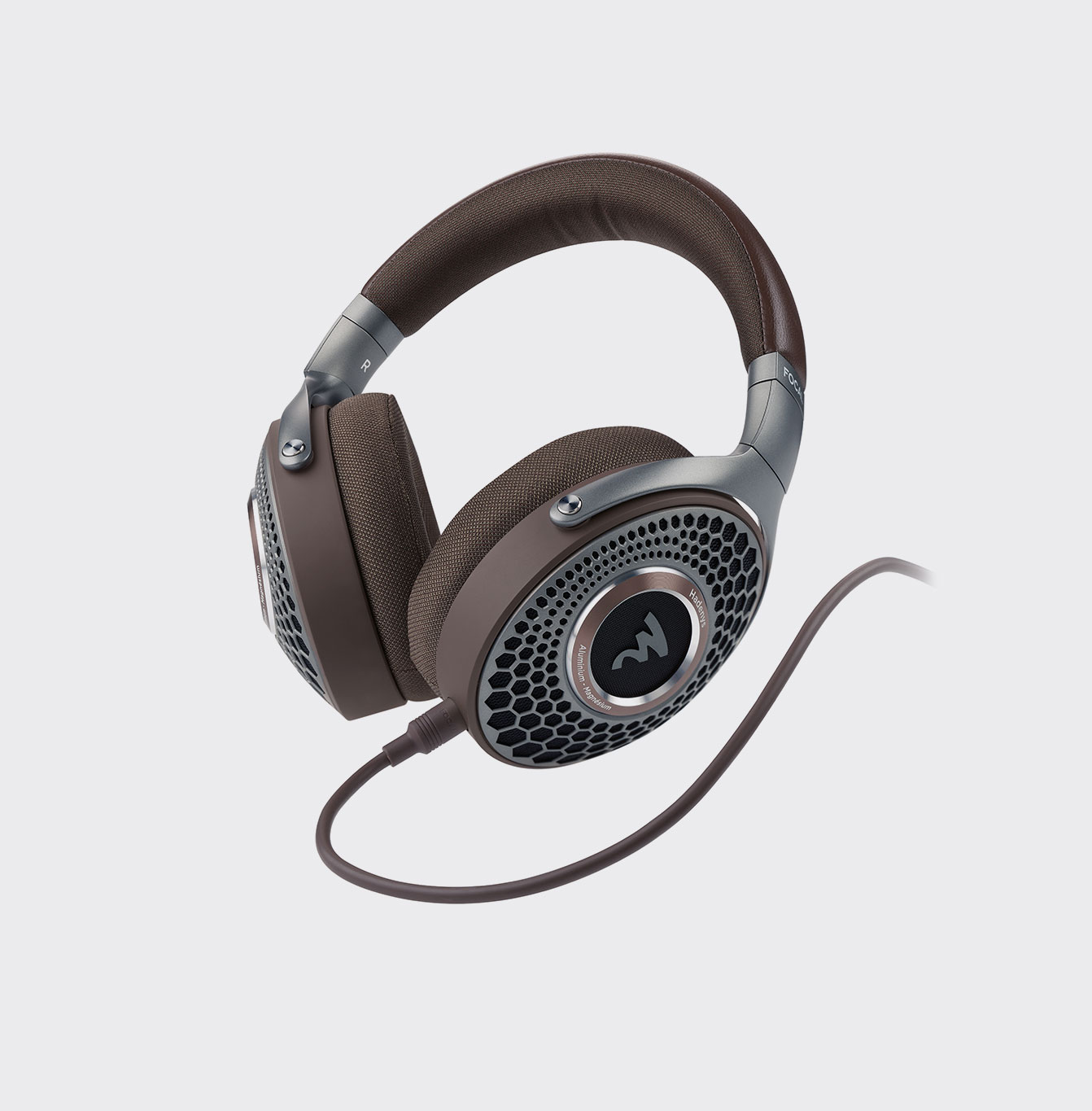 Focal Hadenys
