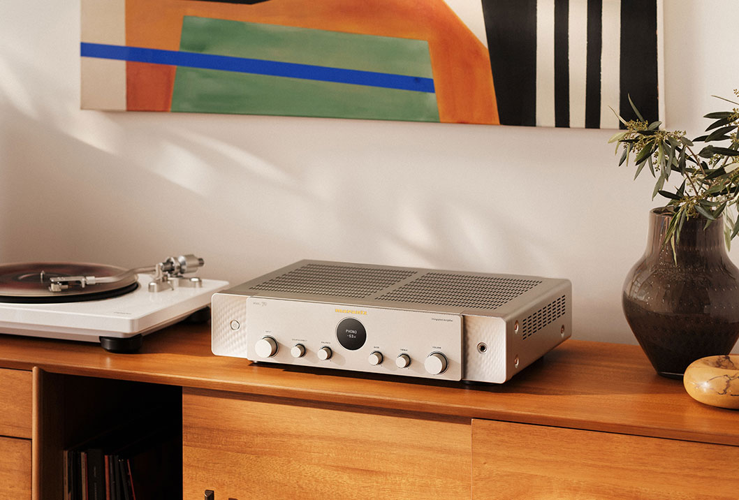 Marantz Model 70 - Moderne stereoversterker met klassieke hi-fi waarden