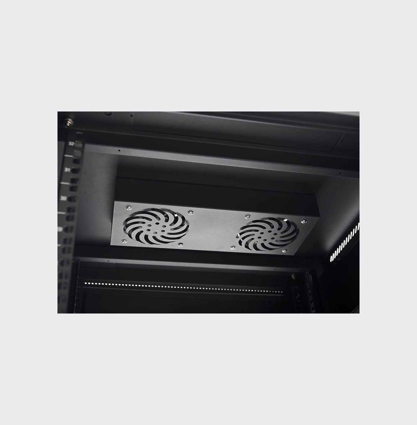 Norstone Pro Rack 18U