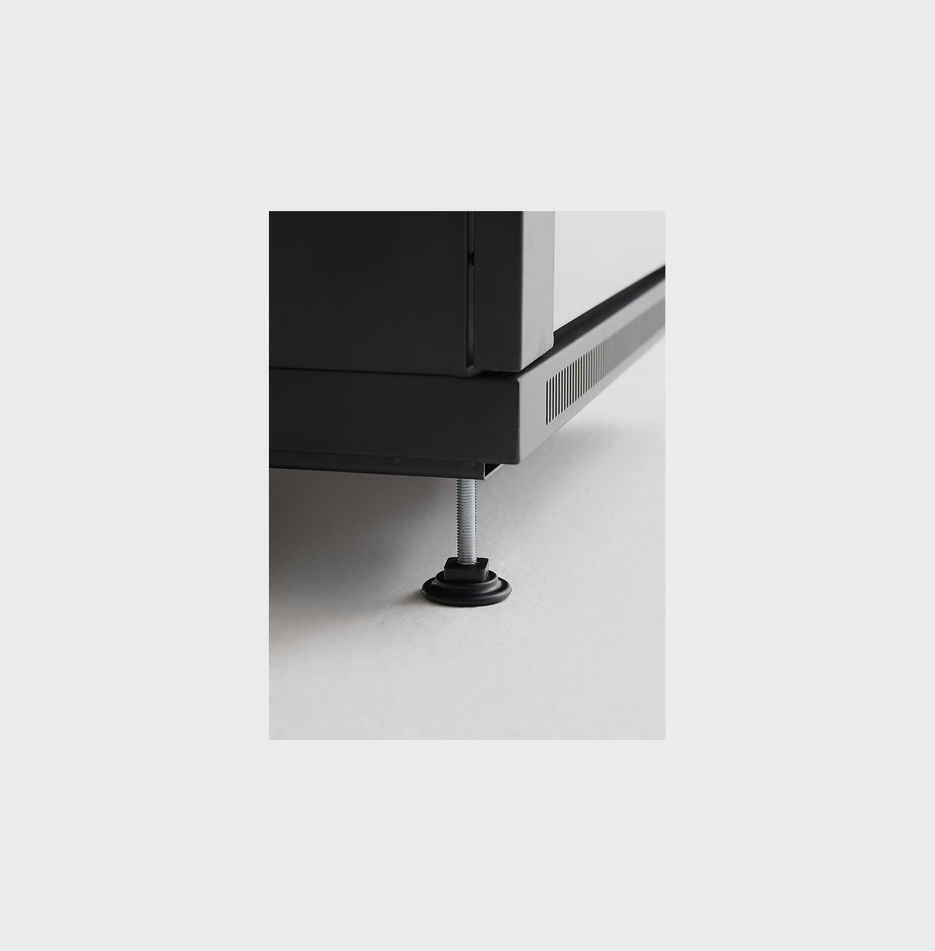 Norstone Pro Rack 27U