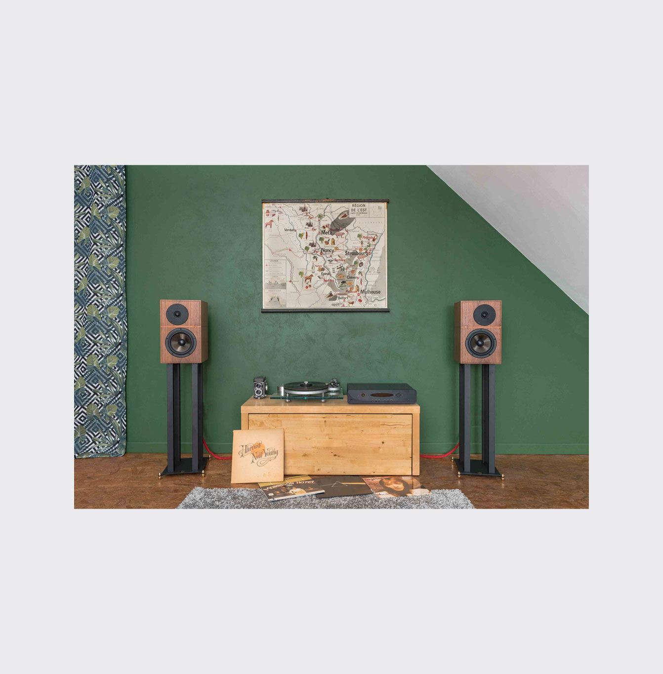 Revival Audio Stand 3