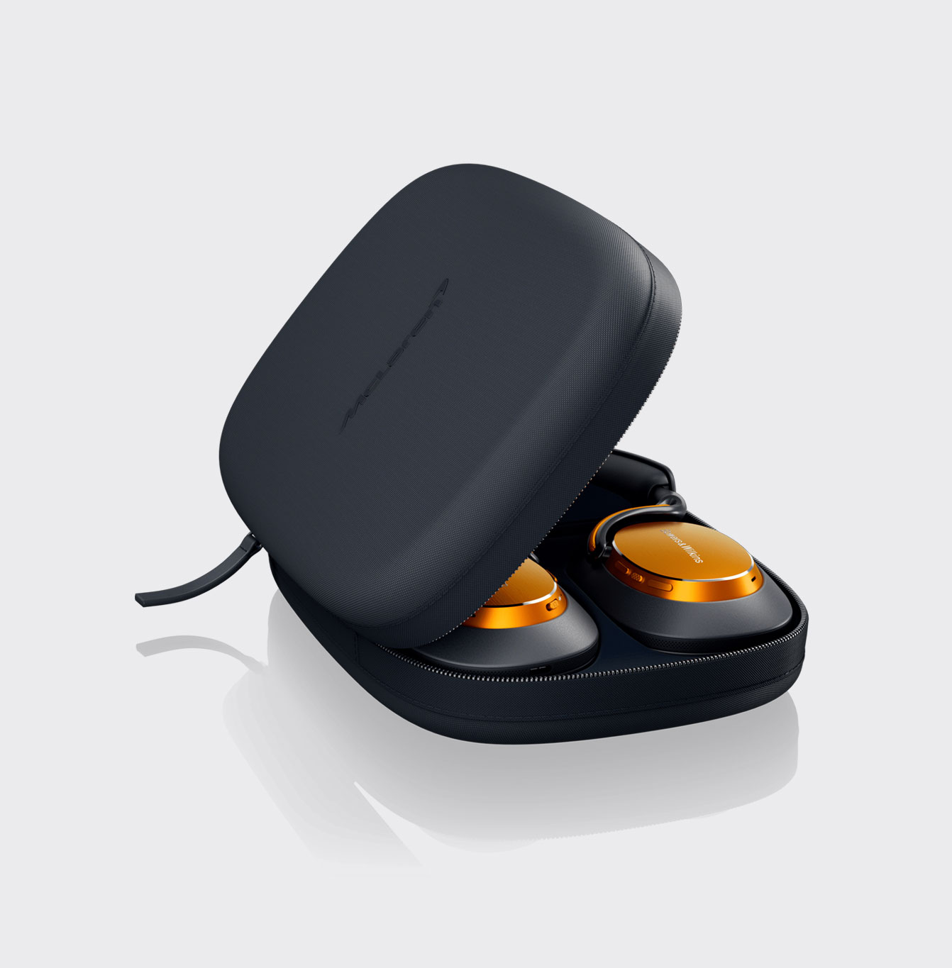 Bowers & Wilkins PX8 S2 McLaren Edition