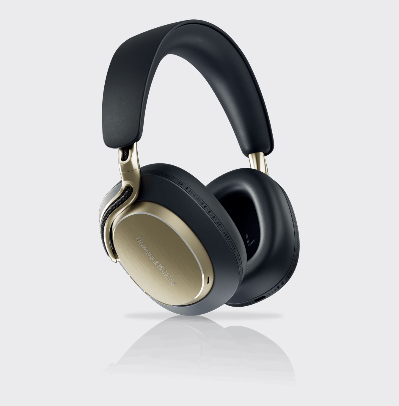 Bowers & Wilkins PX8 S2