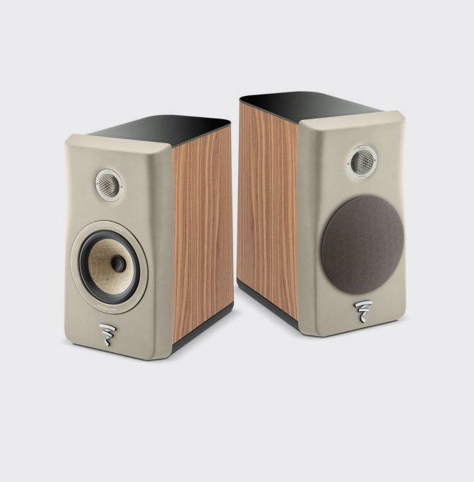 Focal Kanta N1 Mat Ivoor / Walnoot